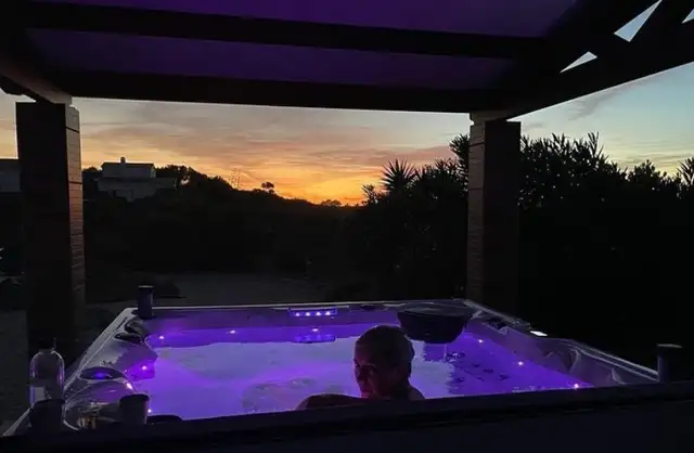 3 Seat Therapy Hot Tub - Photo 10