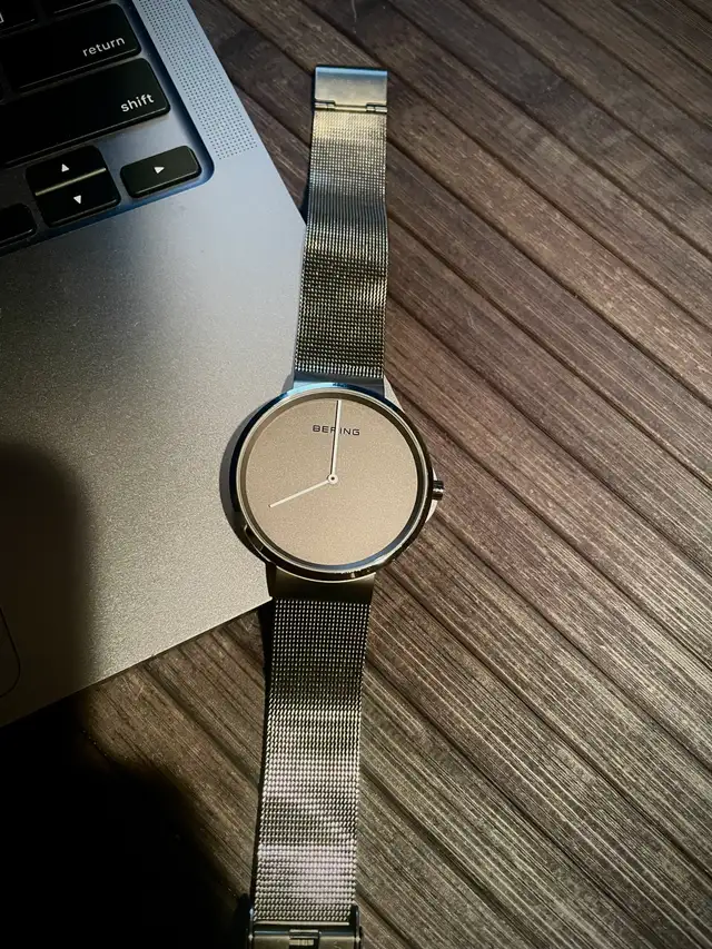 Bering 39145-077  - Stainless Steel (watch, quartz, mesh band))