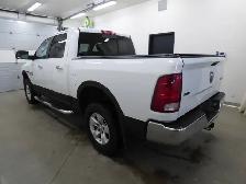 2018 RAM 1500 SLT CREW CAB 4X4 ECODIESEL, DEF DELETE, IMPECCABLE - Photo 2