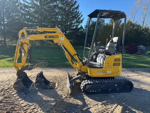 KOBELCO SK17 EXCAVATOR FOR RENT