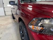 2020 Ram 1500 Classic Express 1500 / 4x4 / Crew Cab / Hemi - Photo 24