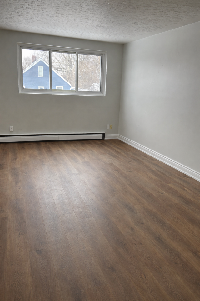 Renovated 2 Bedroom Apartment For Rent - 180 Nipigon St., Oshawa - Photo 3