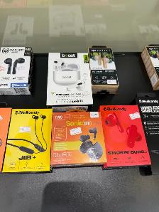 Earphones   Bluetooth speakers on sale - Photo 5
