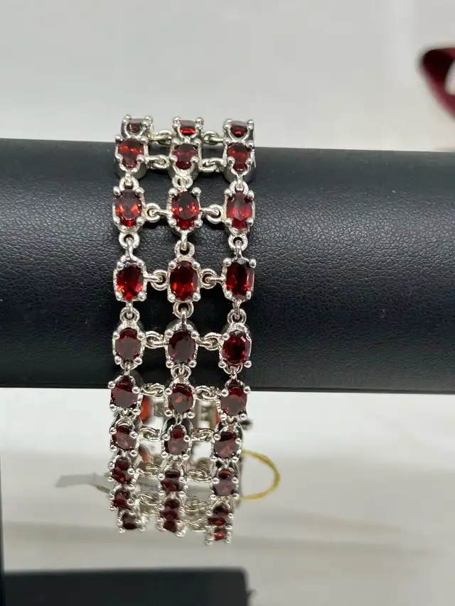 GARNET COLLECTION - Photo 8