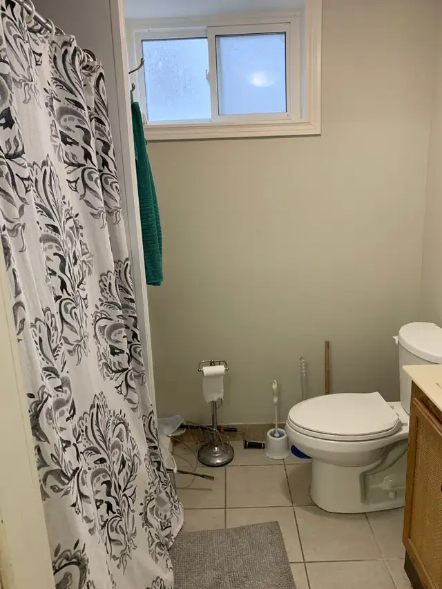 McMaster University Student Housing Rental - Photo 2