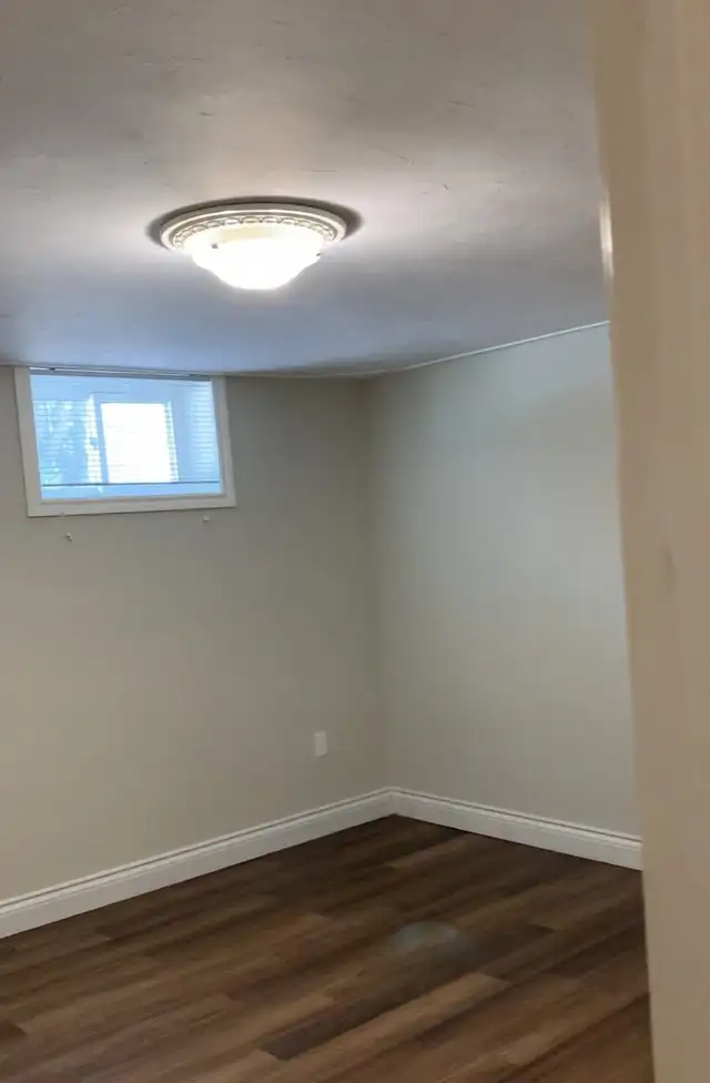 McMaster University Student Housing Rental - Photo 5