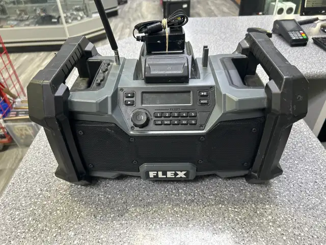 Flex FX5351 24V Jobsite radio