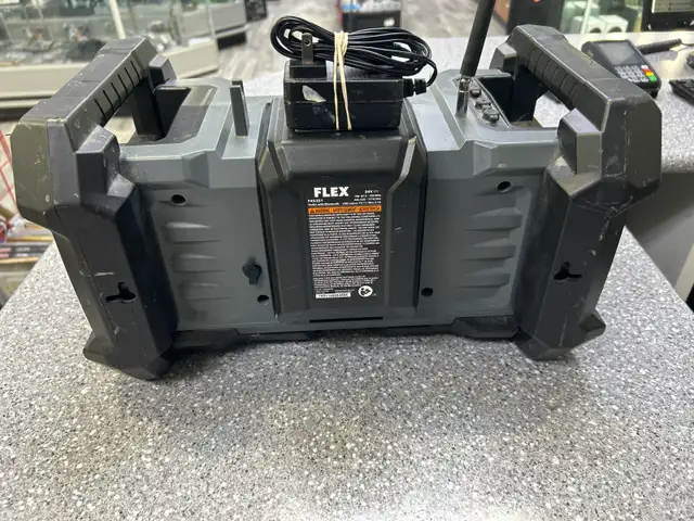 Flex FX5351 24V Jobsite radio - Photo 4