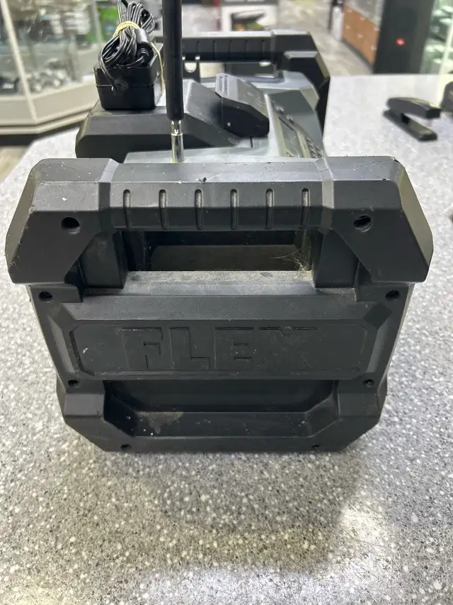 Flex FX5351 24V Jobsite radio - Photo 6
