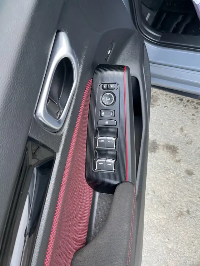 2025 Honda Civic SI - Photo 5