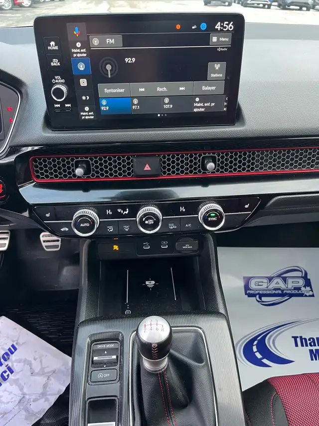 2025 Honda Civic SI - Photo 8