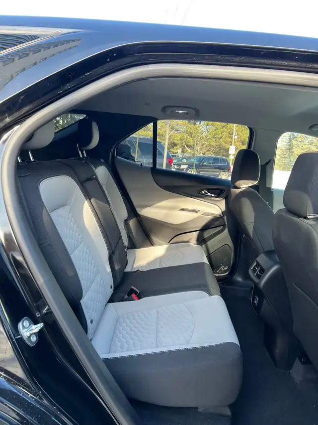 2019 Chevy equinox awd - Photo 10