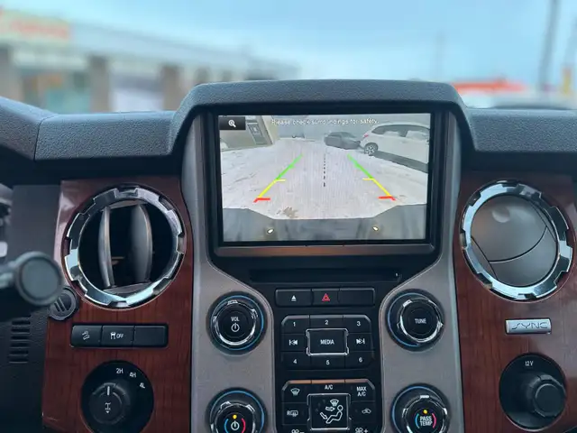 2015 Ford Super Duty F-350 SRW - Photo 14