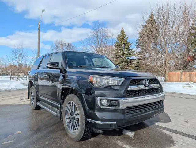 2015 Toyota 4Runner Premium • One Owner Clean Carfax