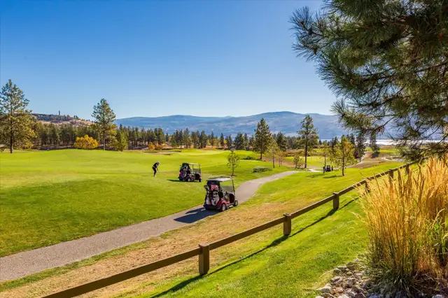 Immaculate 2-Bed/Bath Condo with Spectacular Lake and Golf Views - Photo 10