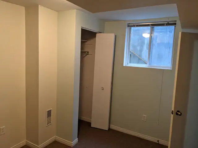 2 bedroom 1 bath basement unit near Conestoga college - Photo 3
