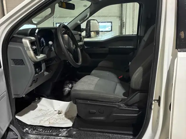 2024 Ford F 550 XLT - Photo 8