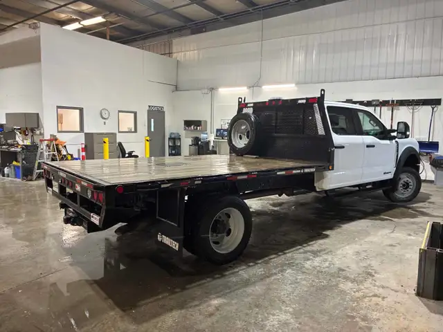 2024 Ford F 550 XLT - Photo 11