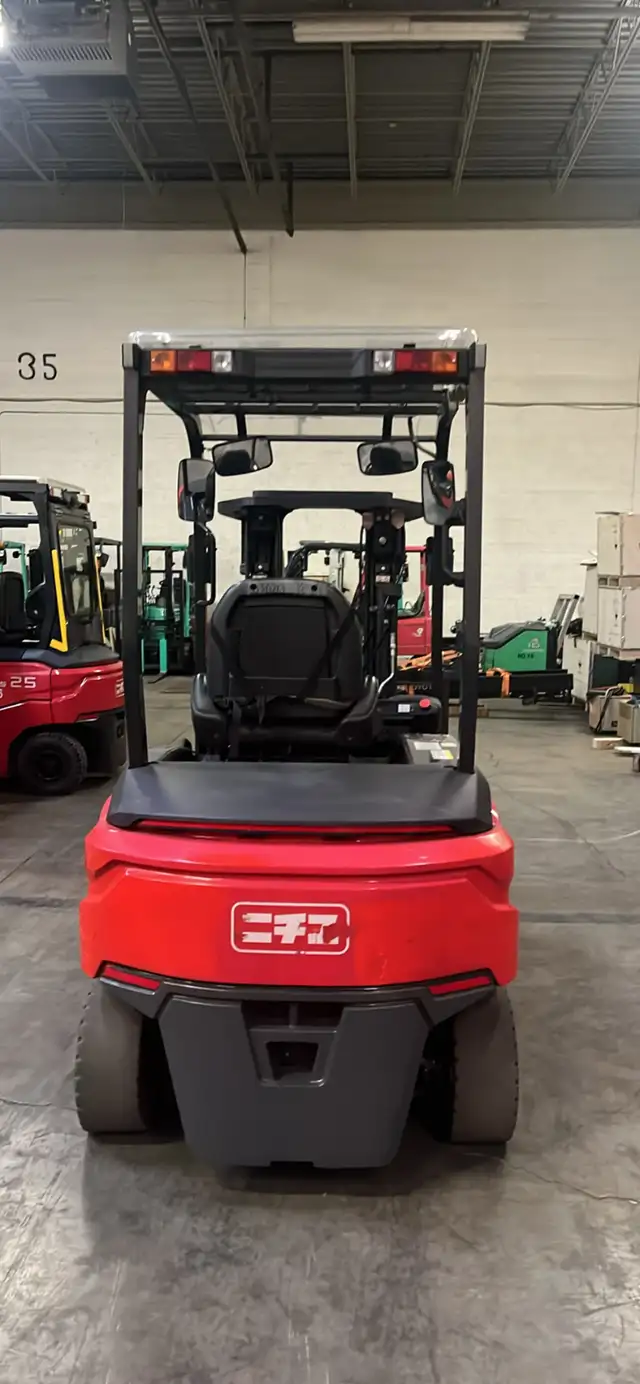 Nichiyu Electric Forklift 5500lbs Reach 13 feet - Photo 3
