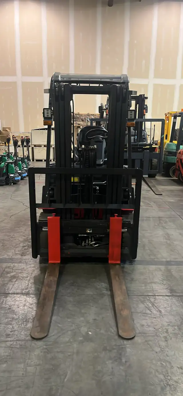 Nichiyu Electric Forklift 5500lbs Reach 13 feet - Photo 5