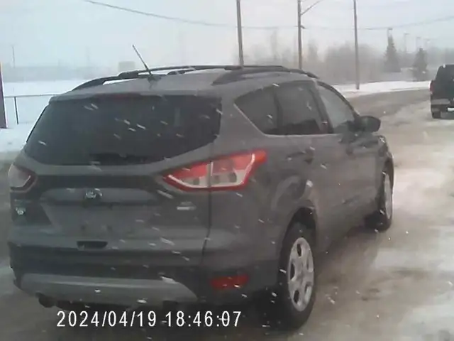 2014 Ford Escape AWD  (low klms) - Photo 4