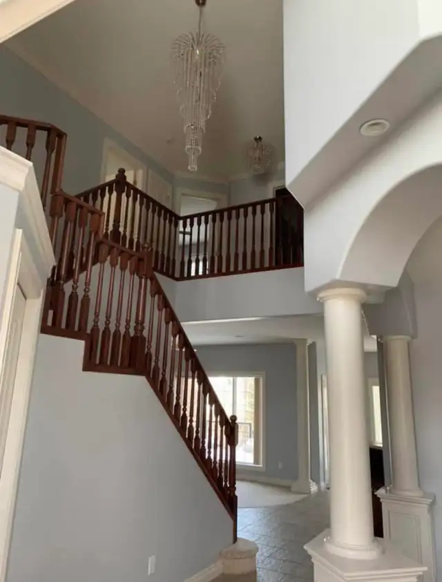 Professional Painting Service - Photo 3