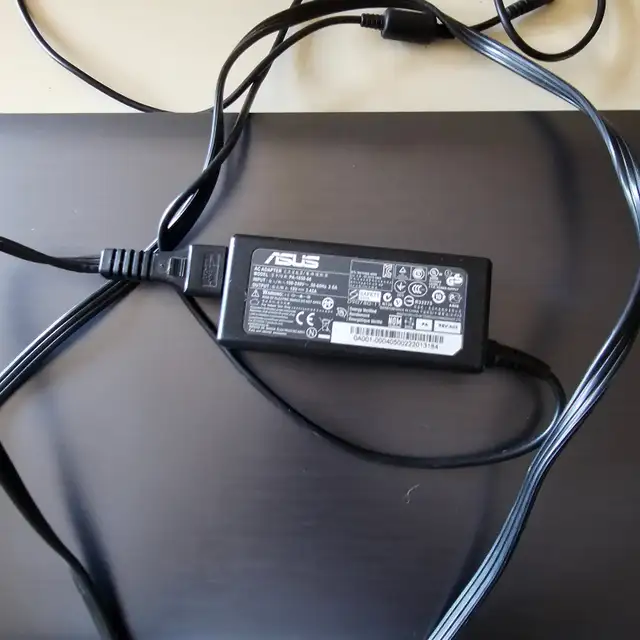 Asus laptop screen full key board with office - Photo 7