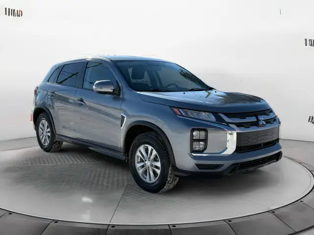 2021 Mitsubishi RVR - Photo 2