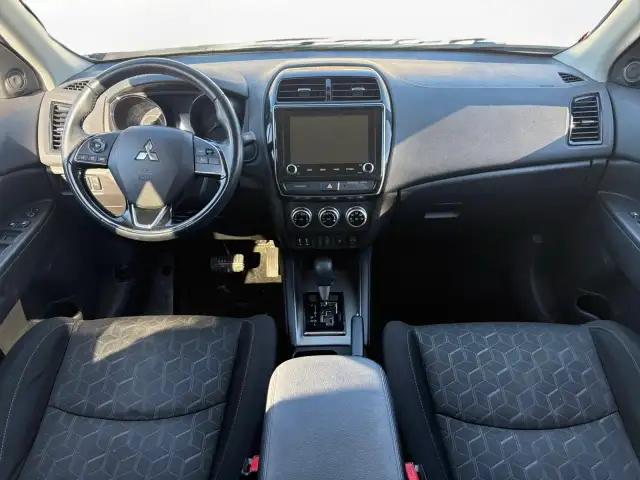 2021 Mitsubishi RVR - Photo 7