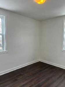 2 Bedroom Apt. $1,600/month in Trenton. Available Immediately! - Photo 2