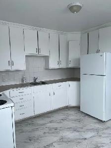 2 Bedroom Apt. $1,600/month in Trenton. Available Immediately! - Photo 7