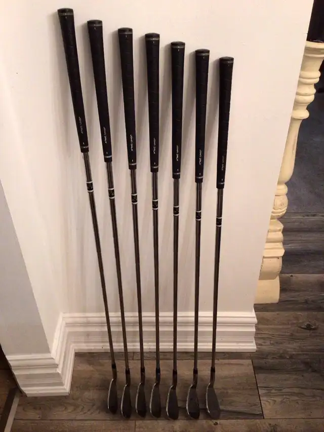 JOHN DALY IRON SET SA 95 SST