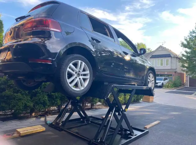 New CAEL Full Rise and Mid rise Scissor lift –  Certified &Warra - Photo 4