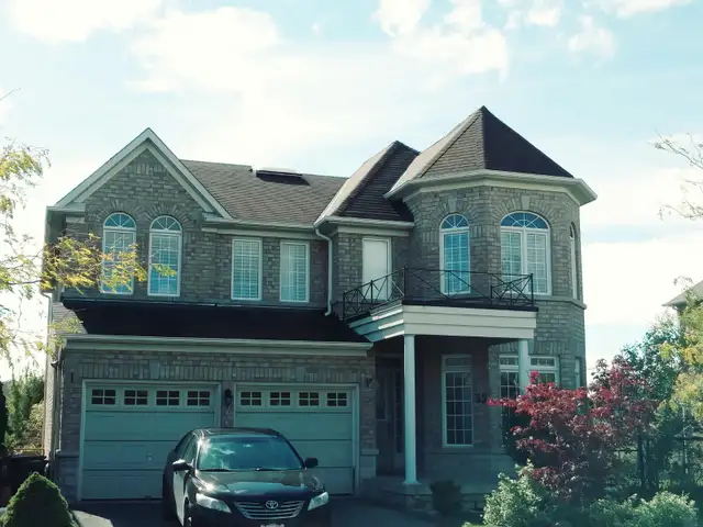 1bdr Bath Parking at Markham & Steeles Quite Neibourhood