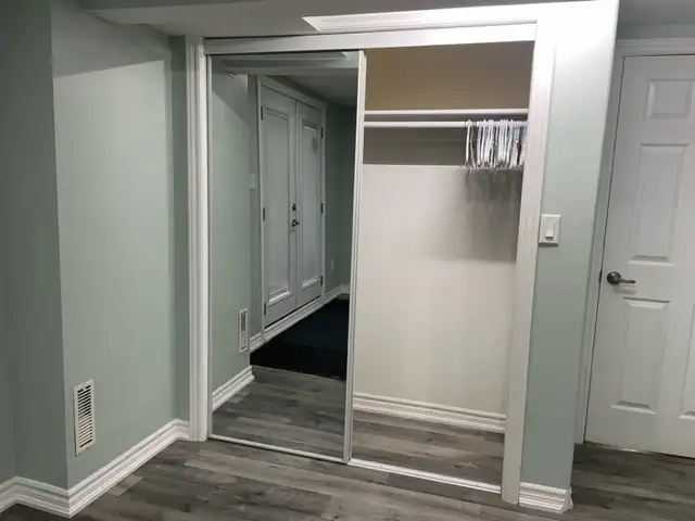LUXURIOUS Walkout Basement Available NOW in Pickering - Photo 3