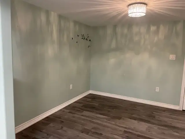 LUXURIOUS Walkout Basement Available NOW in Pickering - Photo 4