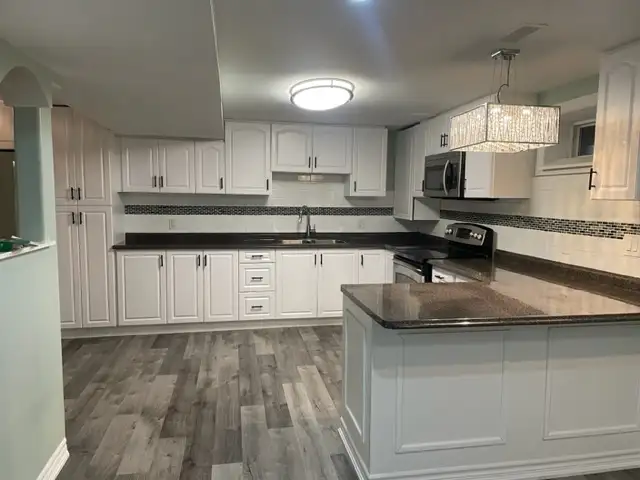 LUXURIOUS Walkout Basement Available NOW in Pickering - Photo 7