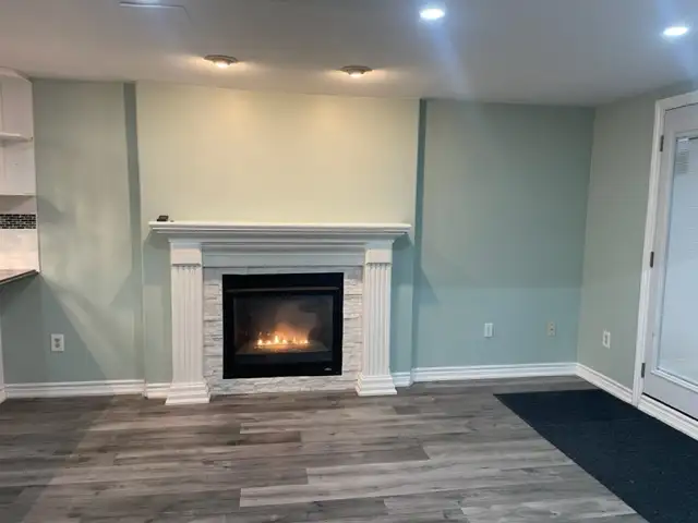 LUXURIOUS Walkout Basement Available NOW in Pickering - Photo 9