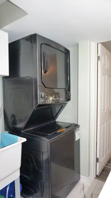 LUXURIOUS Walkout Basement Available NOW in Pickering - Photo 11