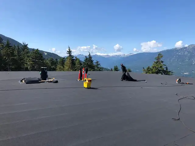 Roofers Wanted - Photo 3