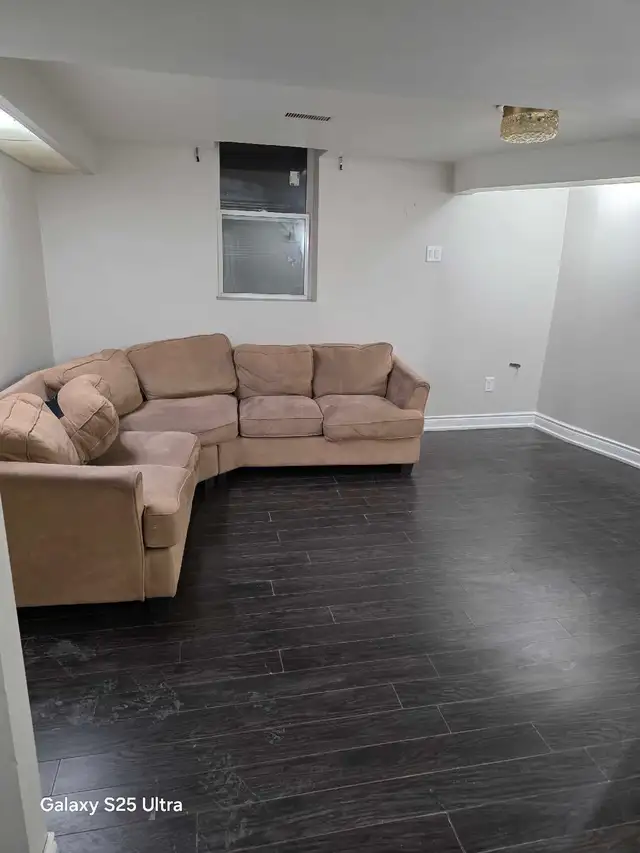 2 Bedroom 1 bath- Separate Apartment - Photo 9