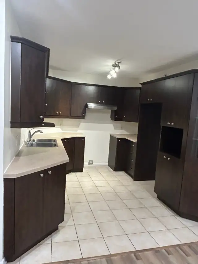 4 1/2 condo in West Island for rent - Photo 6