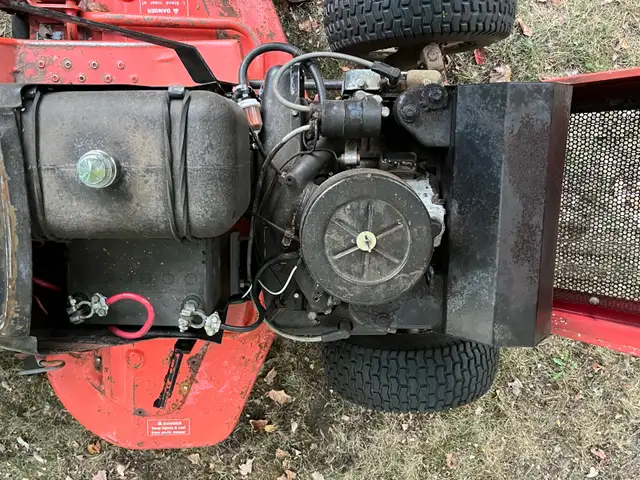 Simplicity 7117 Garden Tractor / Tracteur à Jardin Simplicity - Photo 6