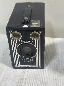 Vintage Brownie Target Six-16
