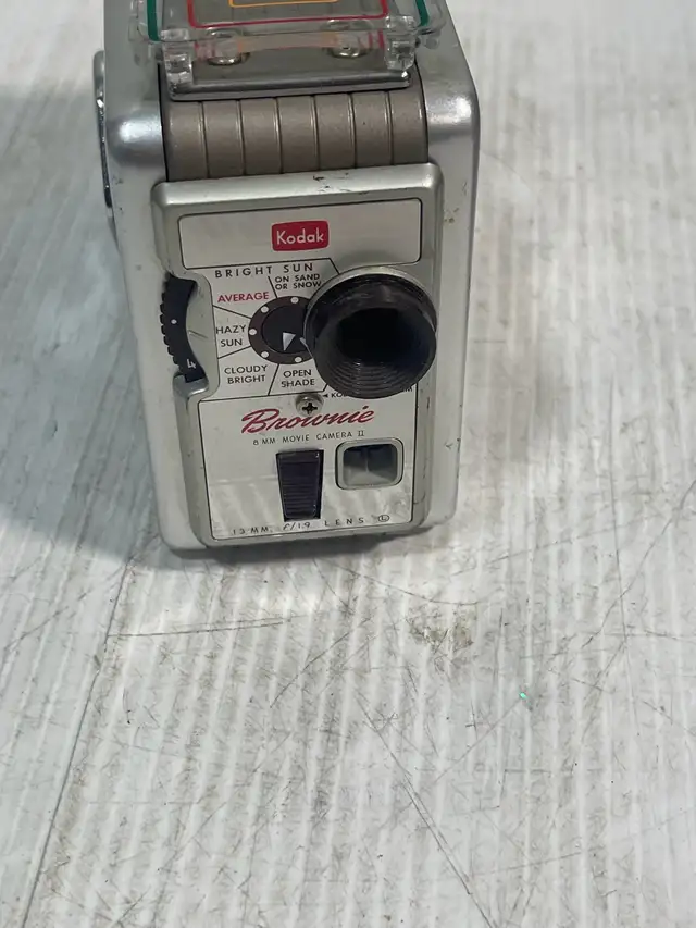 Kodak Brownie Camera II - Photo 7