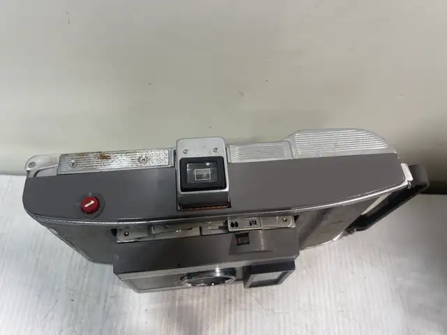 Polaroid J66 Land Camera - Photo 2