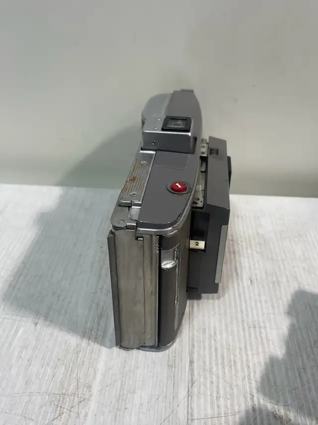 Polaroid J66 Land Camera - Photo 3