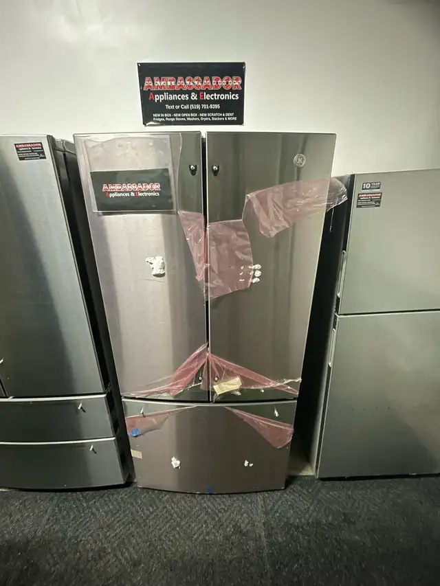 NEW 33" GE Interior Water & Ice Dispenser Fridge (Stainless Stee