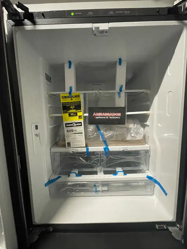 NEW 33" GE Interior Water & Ice Dispenser Fridge (Stainless Stee - Photo 4