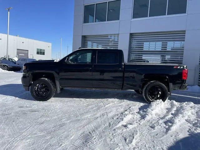 2018 Chevrolet Silverado 1500 LTZ - Photo 5